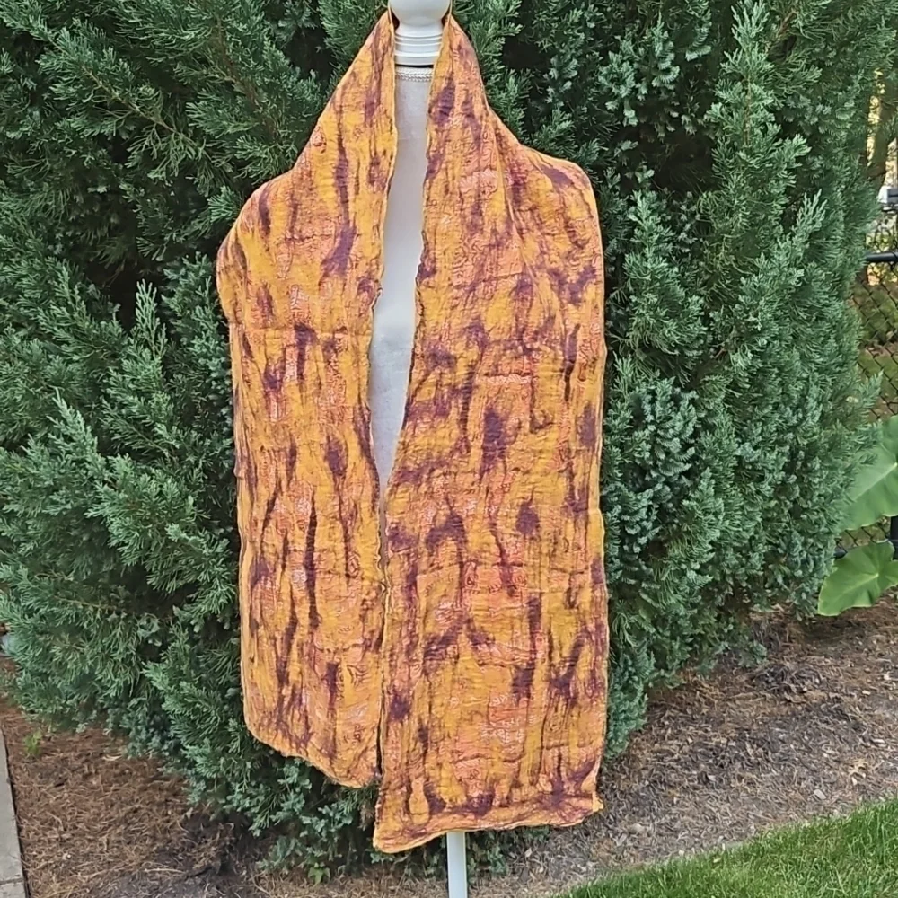 Scarf Handcrafted Wool and silk NWT 72